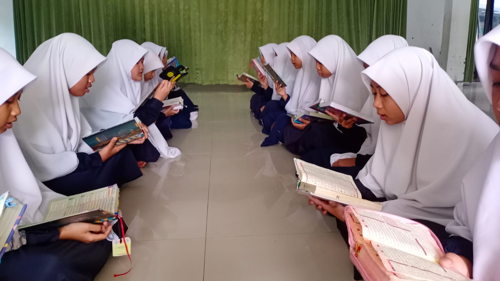 Pondok Pesantren Asshobirin